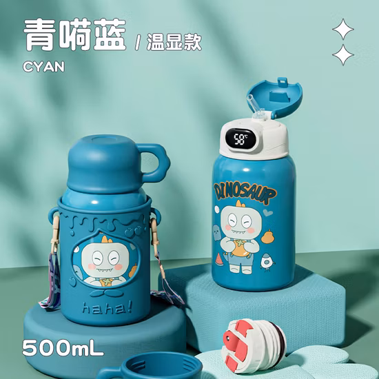 Bottiglia d'acqua in plastica per sport alcolici trasparente economica da palestra personalizzata ecologica da 750 ml senza BPA all'ingrosso con cannuccia