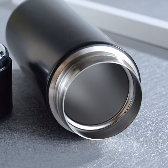 Yiwu Acquisto di agente di approvvigionamento Tazza in acciaio inossidabile Boccette sottovuoto digitali Regalo aziendale promozionale Bottiglia d'acqua intelligente